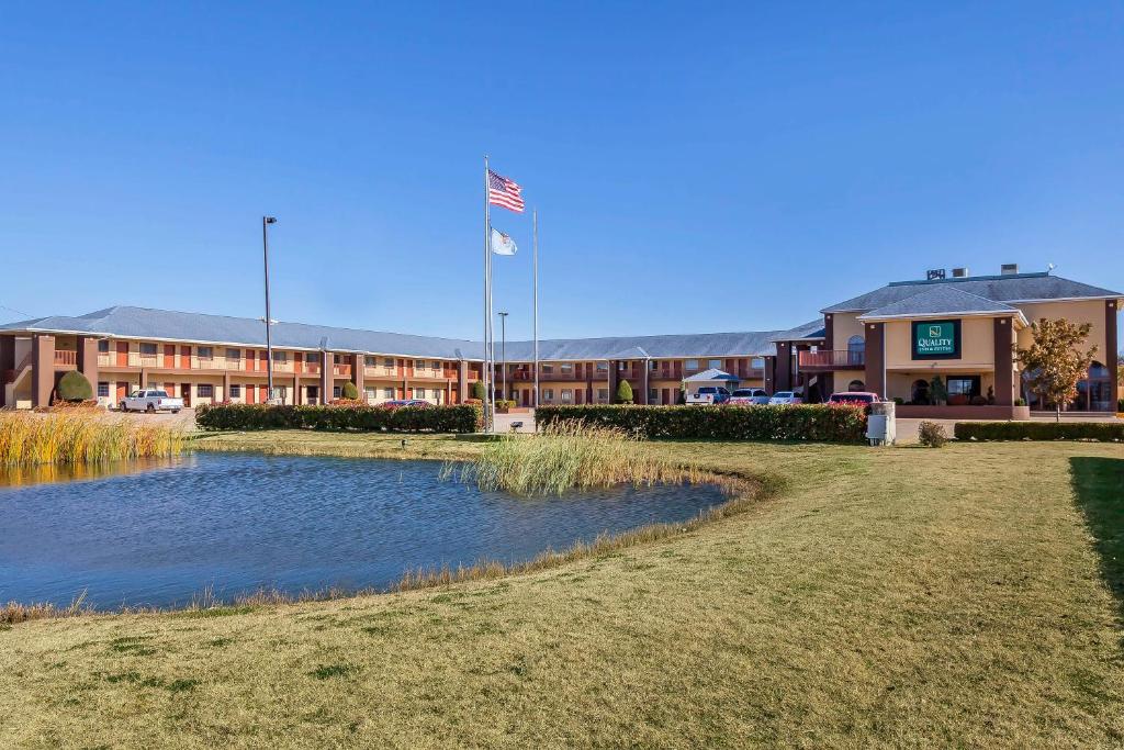Quality Inn & Suites Owasso US-169 image