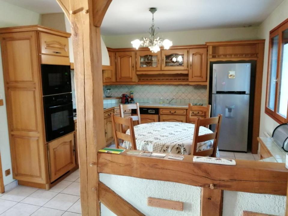 Maison au calme, grand jardin photo 3