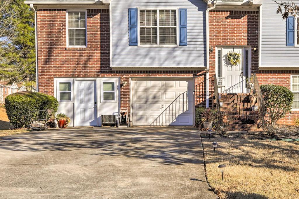 Updated Lithonia Cottage about 7 Mi to Stone Mtn! photo 1