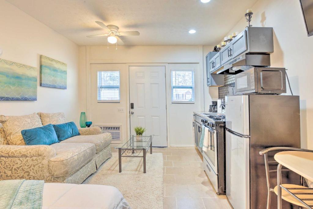 Updated Lithonia Cottage about 7 Mi to Stone Mtn! photo 3