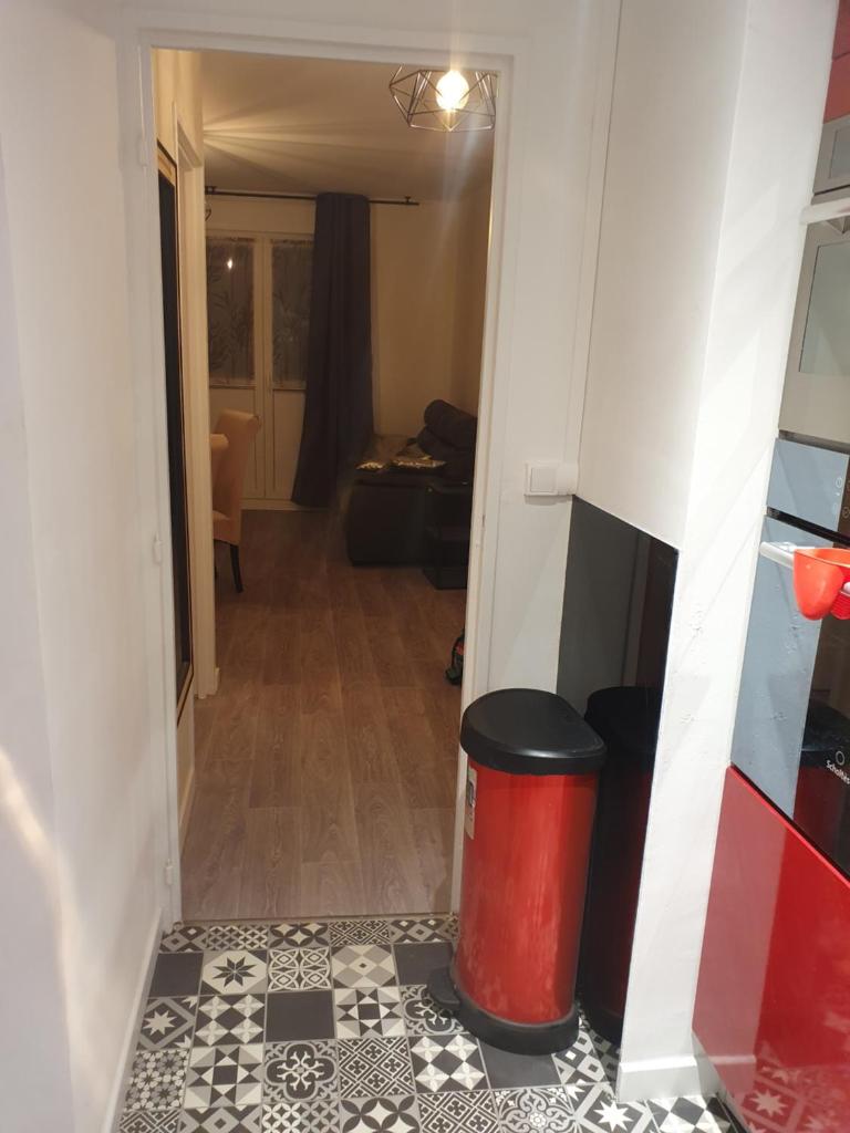 Appartement 2 chambres, proximité plage, commerces et centre ville photo 3
