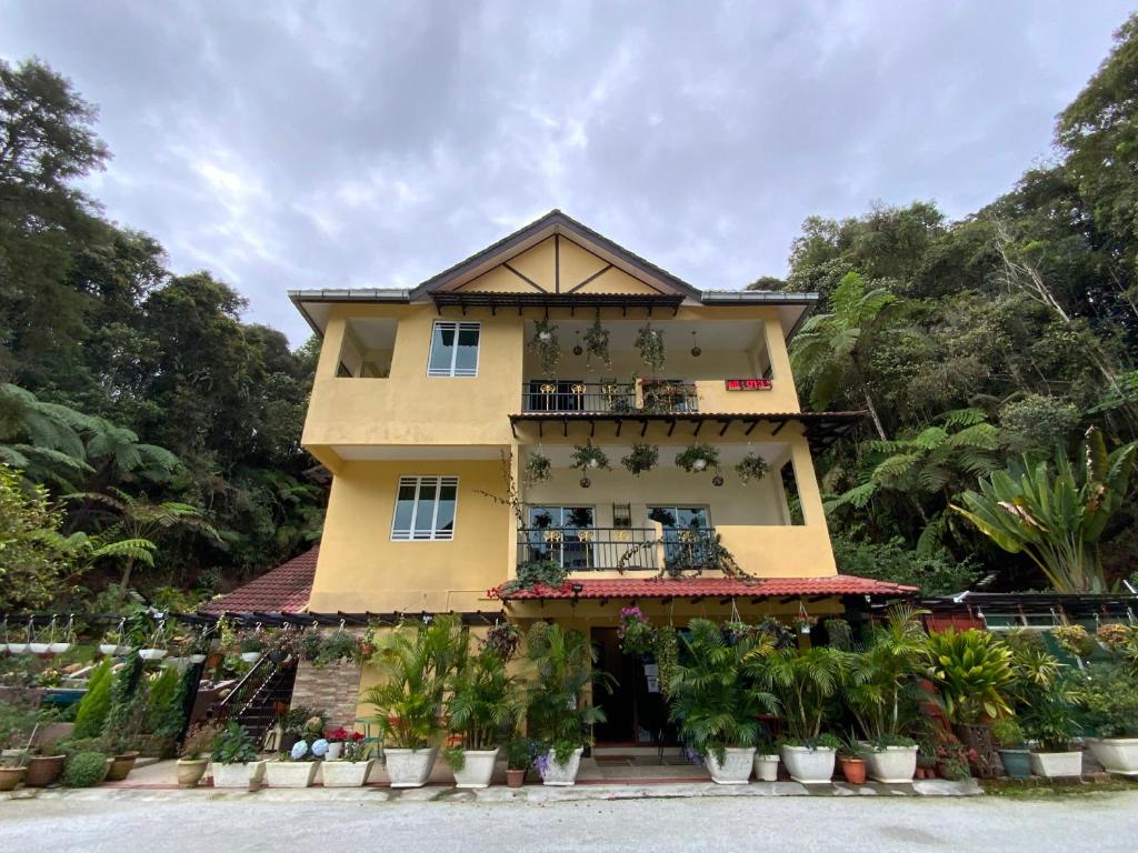Highlanders Garden Guesthouse at Arundina Cameron Highlands photo 3