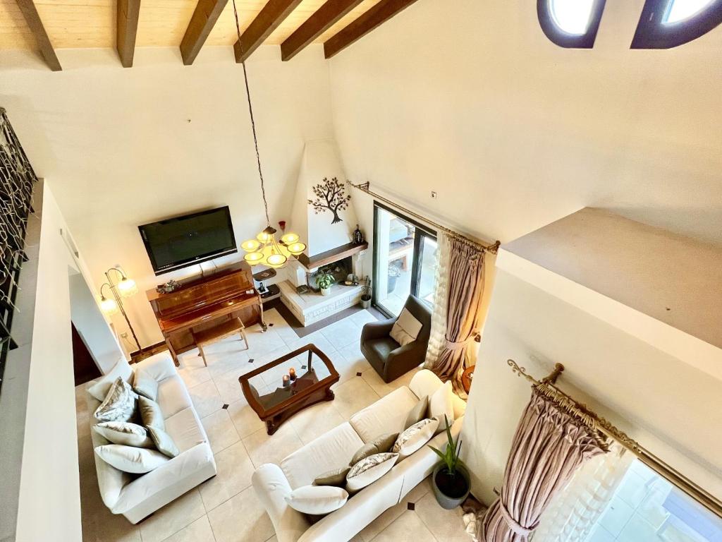 Beach Villa Heart House with private pool photo 4