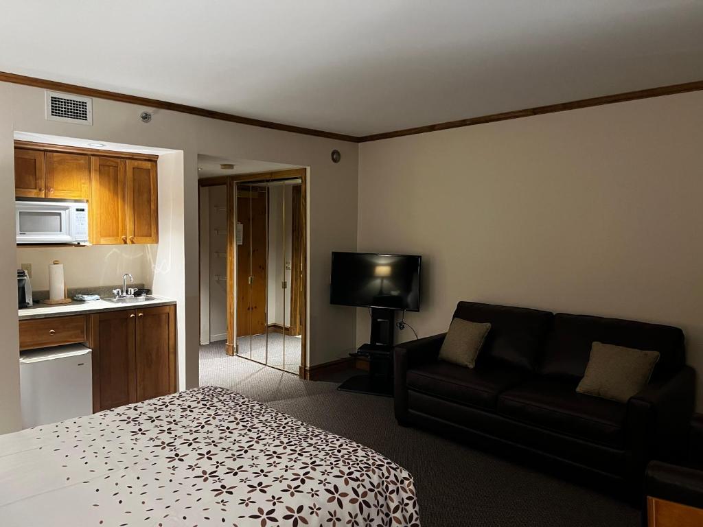 Marble Villa photo 2