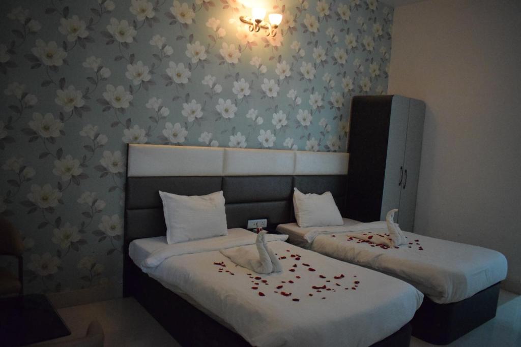 HOTEL THE HILLS photo 4