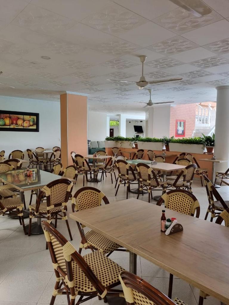 Zahira Hotel Melgar photo 2