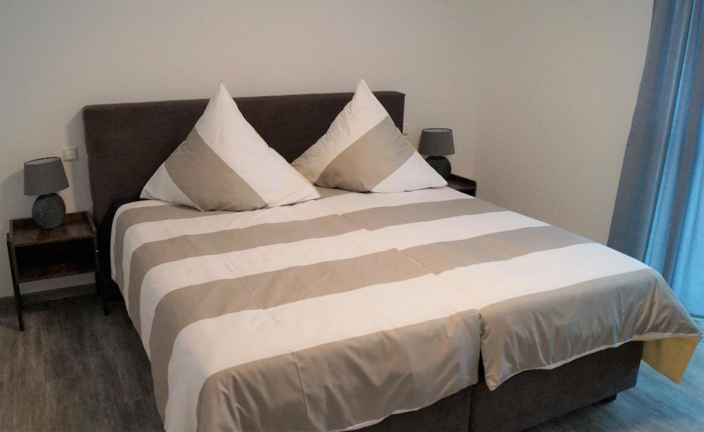 Flat11 4-Zi Wohnung Messe Karlsruhe photo 3