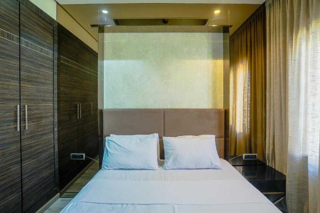 Massira Diamond Maarif- Parking-wifi-self check in - Tap to explore photos