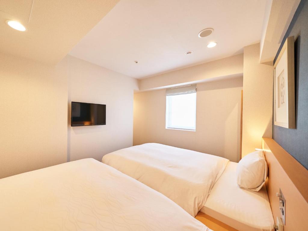 WeBase TAKAMATSU - Hostel - Tap to explore photos