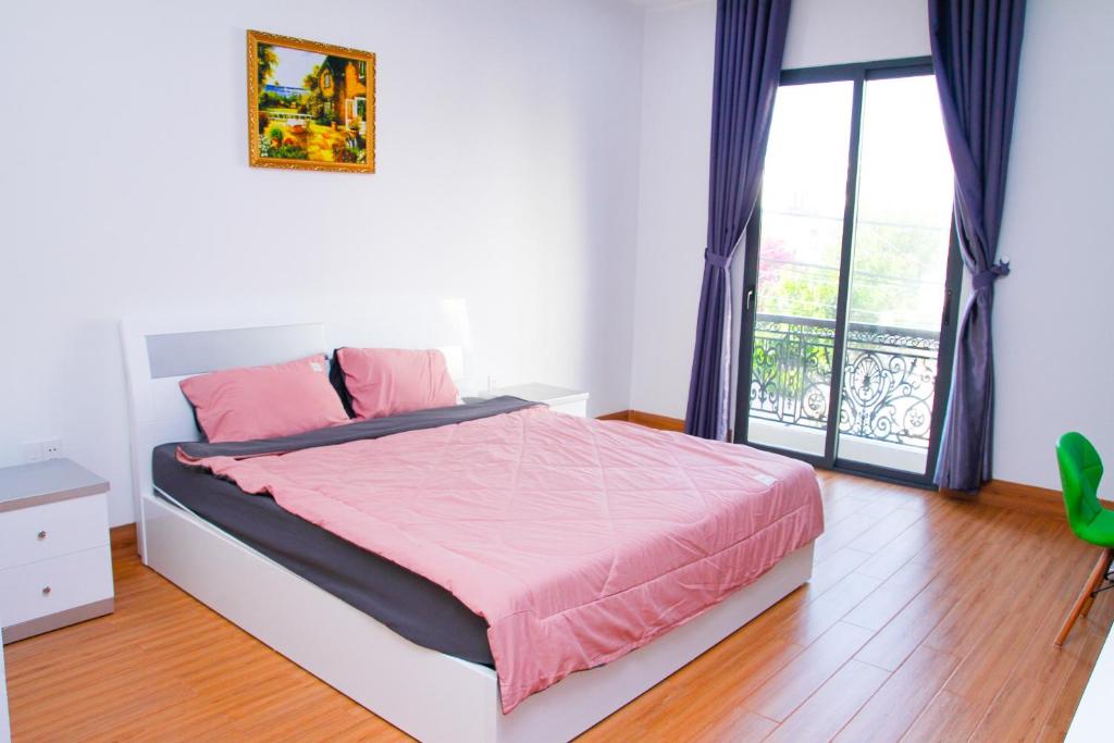 Villa 8PN Nguyễn Hữu Tiến