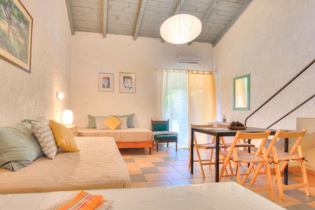 Lefkes Apartments photo 3