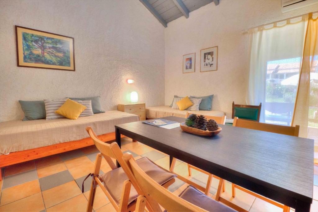 Lefkes Apartments photo 1