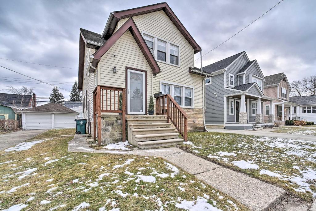 Inviting Royal Oak Abode, 16 Mi to Detroit! photo 3