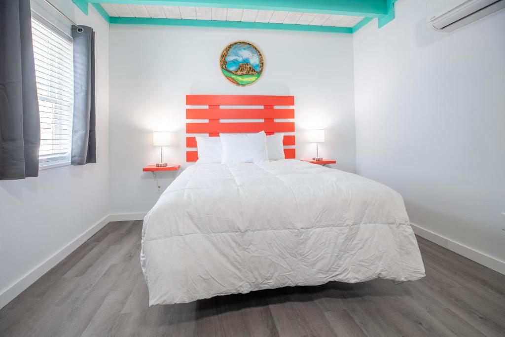 Salt Air Inn & Suites photo 1