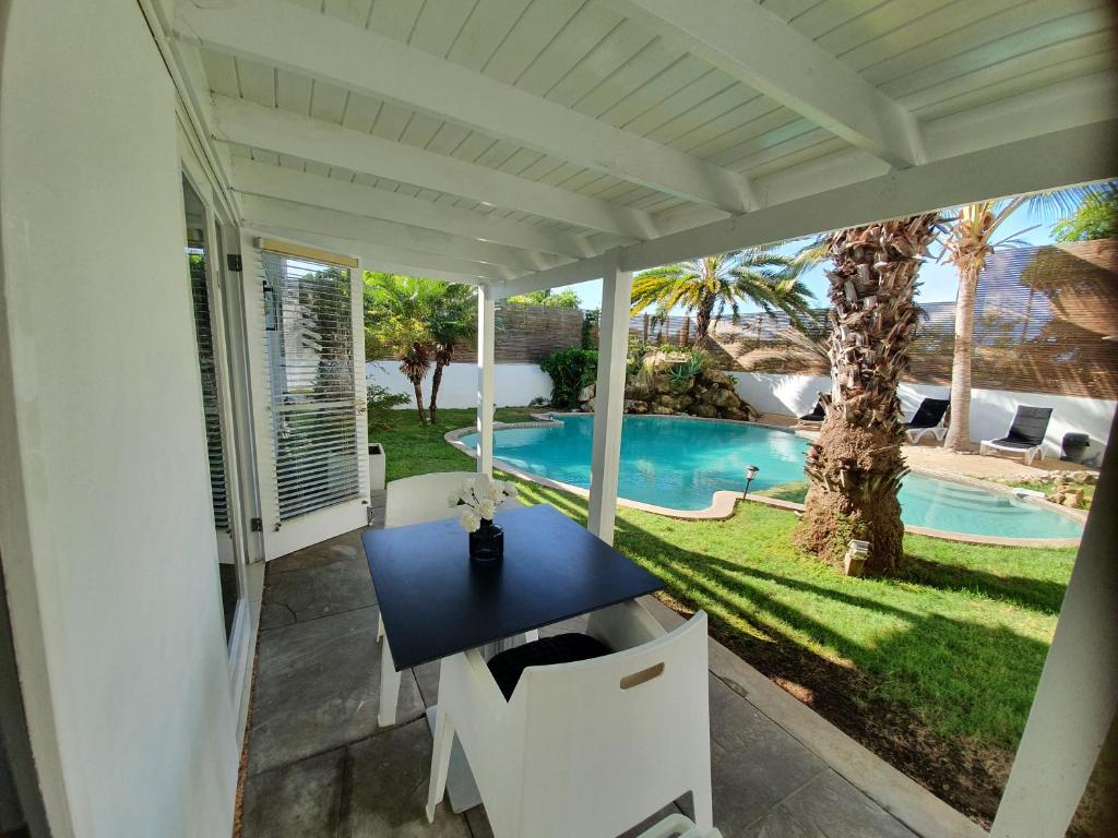 STUDIO S at JAN THIEL Curacao photo 4