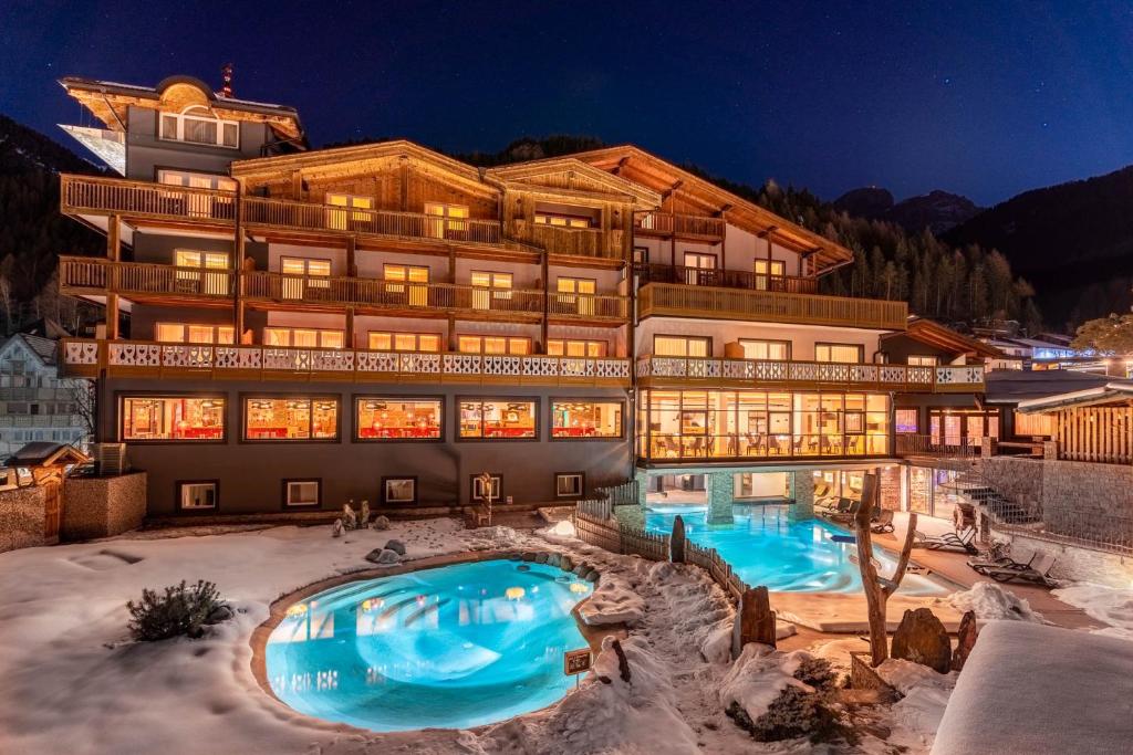 Croce Bianca Leisure & Spa Hotel photo 4