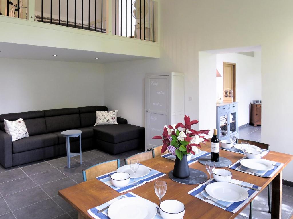 Holiday Home La Vertheuillaise - VHL100 by Interhome photo 3