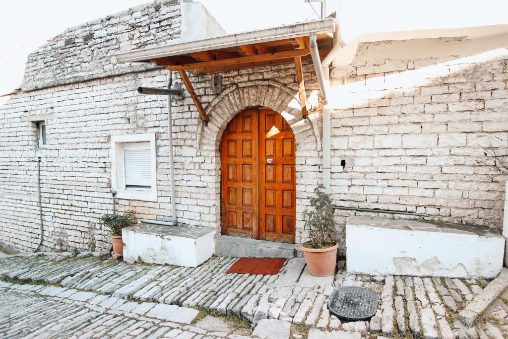 Guesthouse Hoxha photo 4