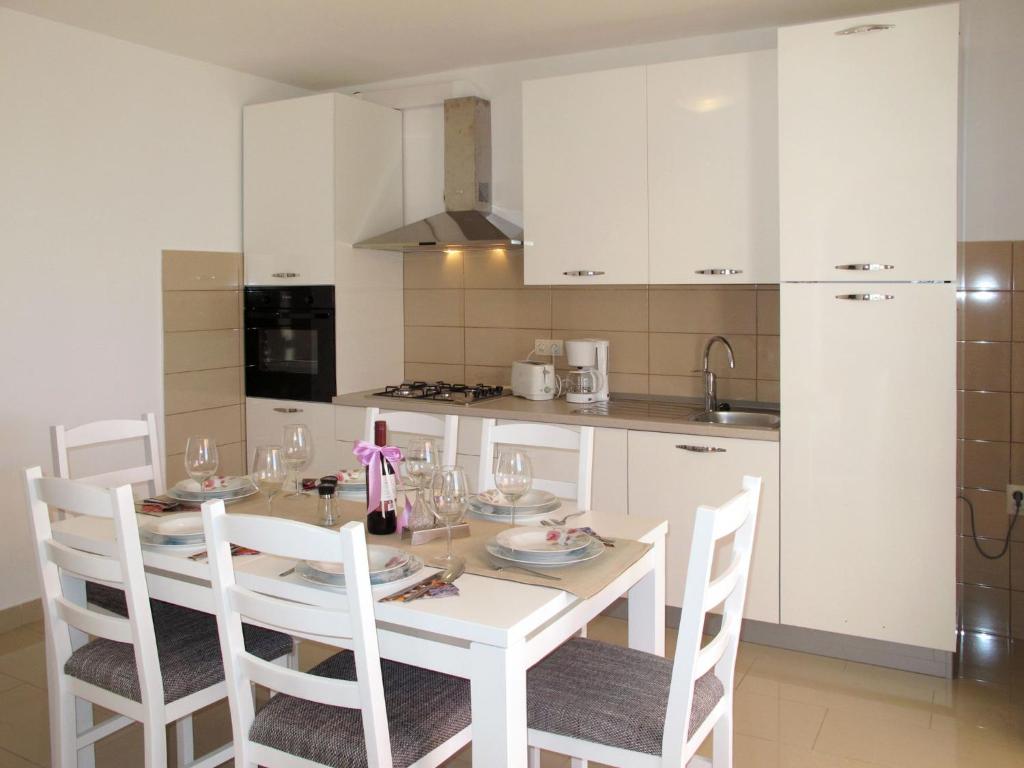 Apartment Luka - NOV103 by Interhome photo 3