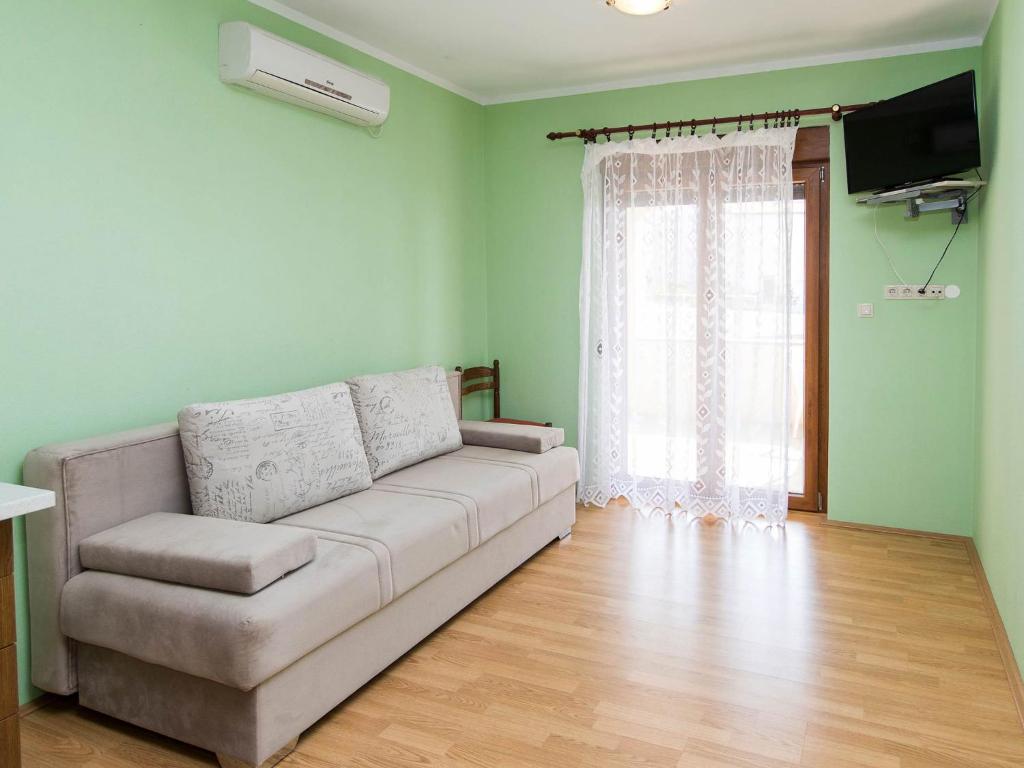 Apartment Nikol - CKV123 by Interhome photo 1