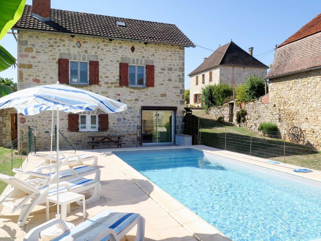 Holiday Home Sarrouil - LBS100 by Interhome