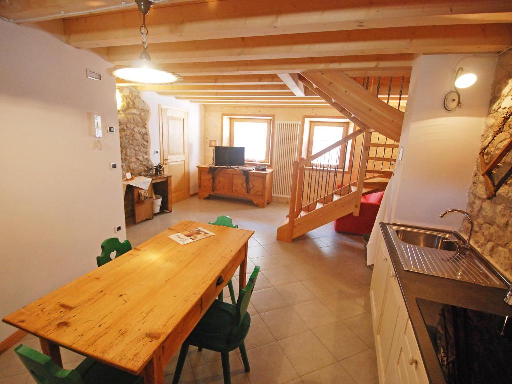 Apartment Albergo Diffuso - Cjasa Ustin-2 by Interhome photo 2