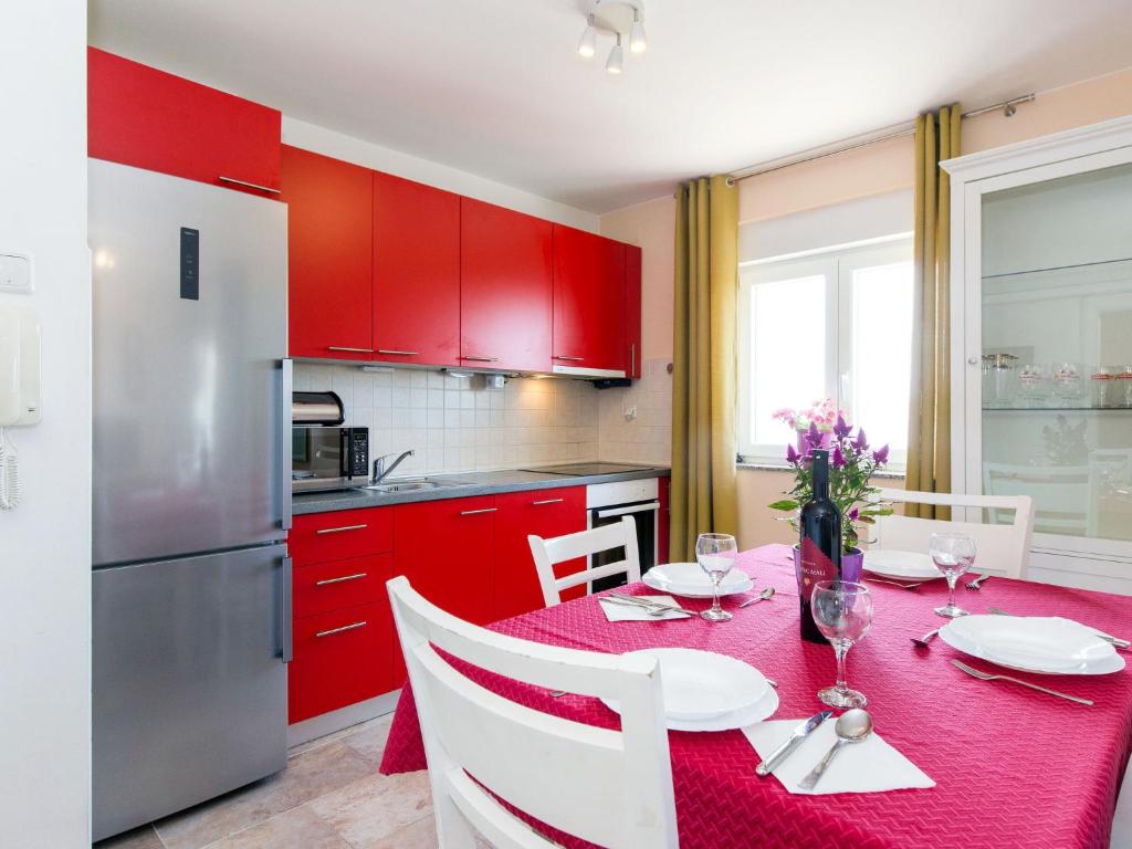 Apartment Renato - NOV115 by Interhome photo 2