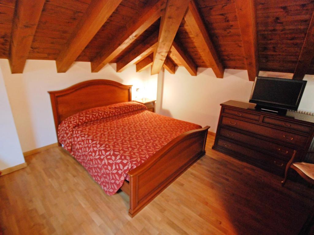 Apartment Albergo Diffuso - Cjasa Fantin by Interhome photo 4