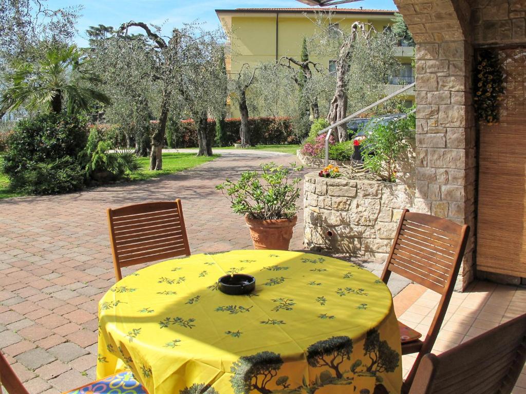 Apartment Villa Rizzardi-3 by Interhome