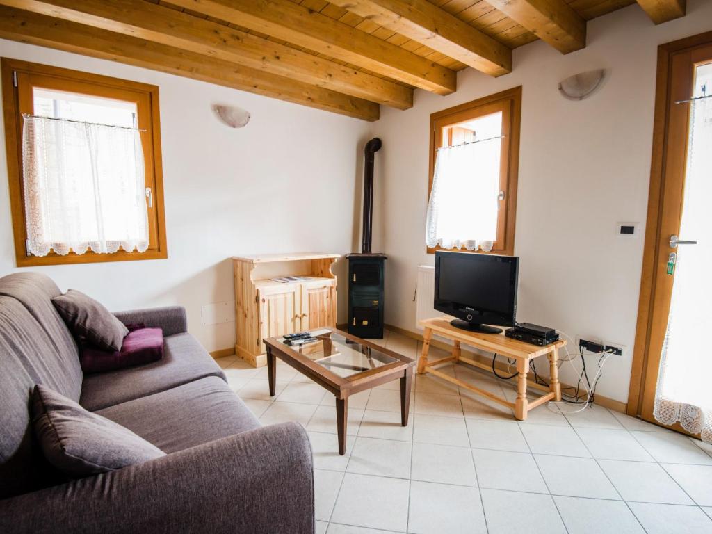 Holiday Home Albergo Diffuso - Cjasa Paron Cilli by Interhome