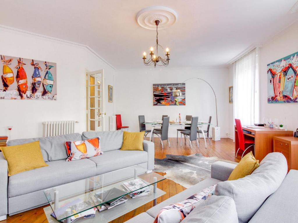 Apartment L'écluse-1 by Interhome