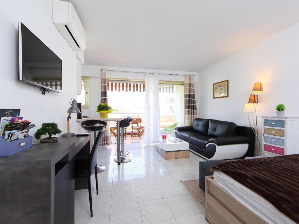 Apartment Villa Lerins by Interhome