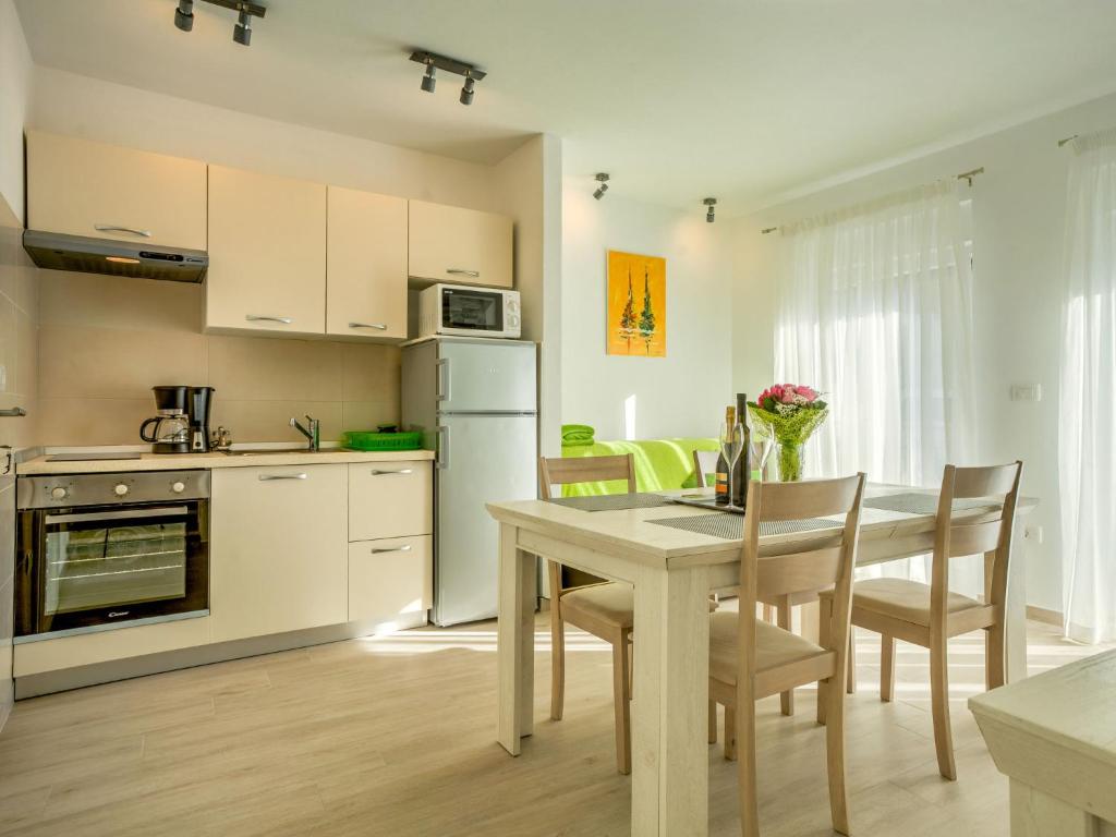 Holiday Home Dario by Interhome photo 2
