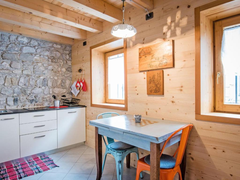 Apartment Albergo Diffuso - Cjasa Ustin-4 by Interhome photo 1