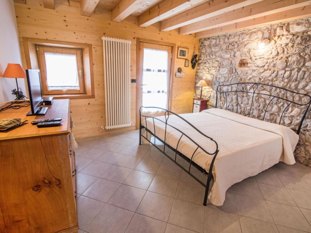 Apartment Albergo Diffuso - Cjasa Ustin-4 by Interhome photo 4