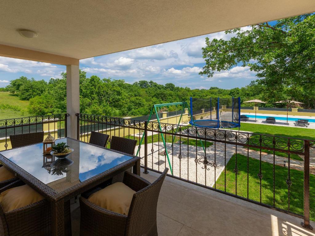 Holiday Home Villa Aniva by Interhome photo 1