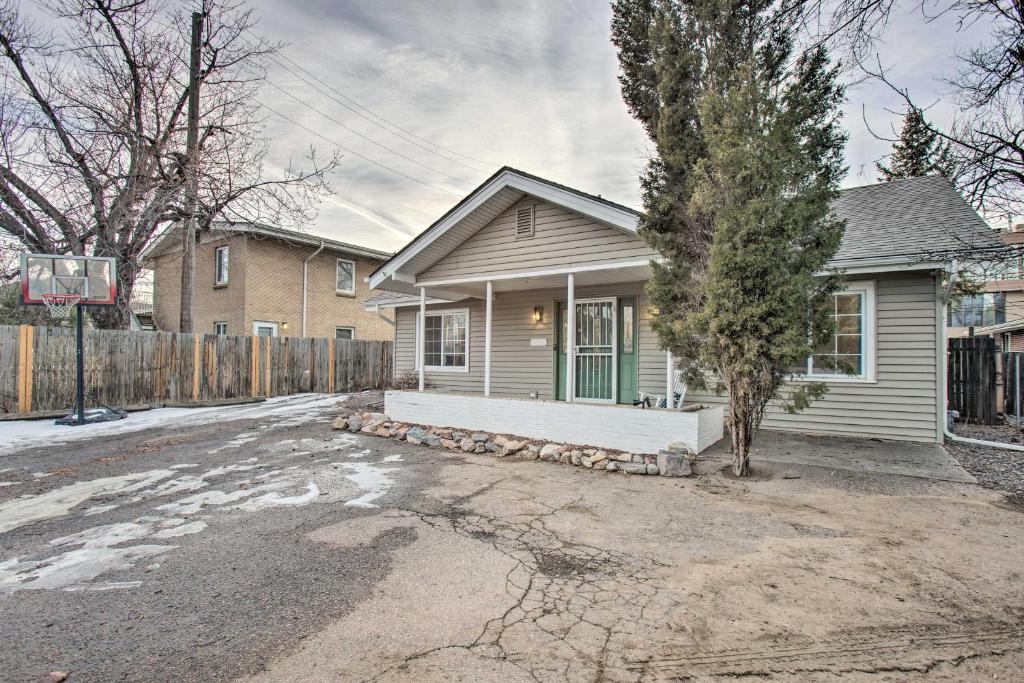 Charming Wheat Ridge Home Family Friendly! photo 2