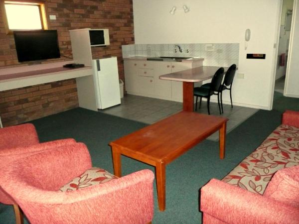 Pinnacle Holiday Lodge photo 1