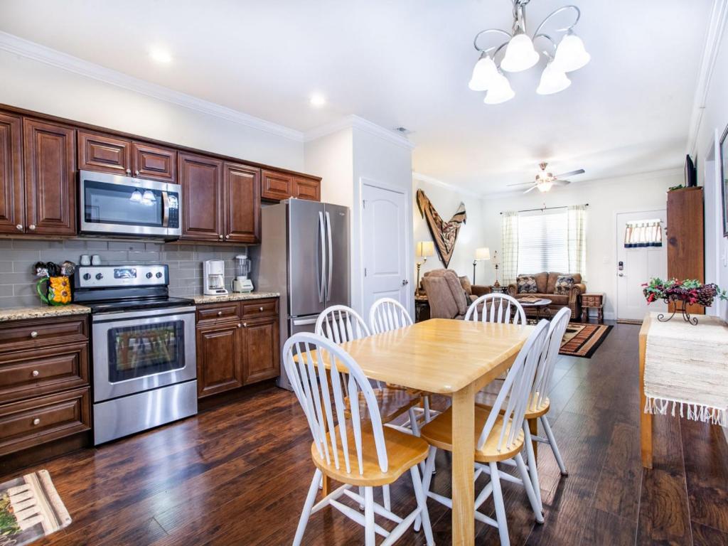 Classy Cades Cove Condo with Community Pool photo 2