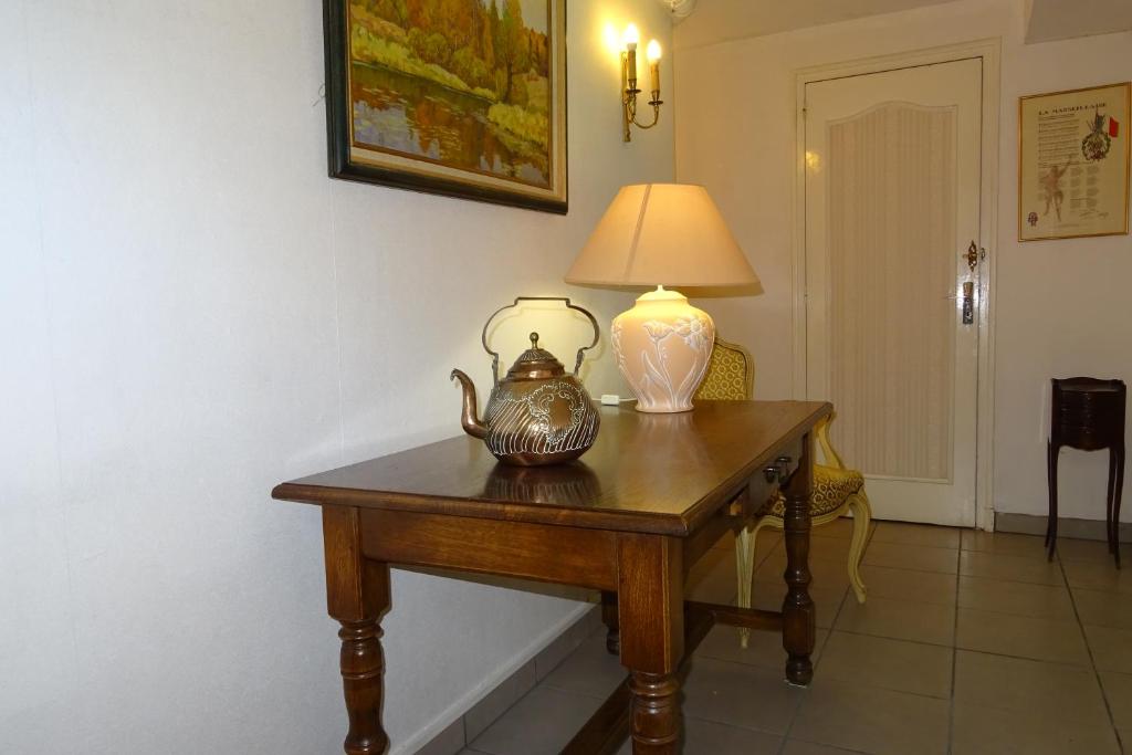 Chambres d'Hôtes à la Fontanille photo 1