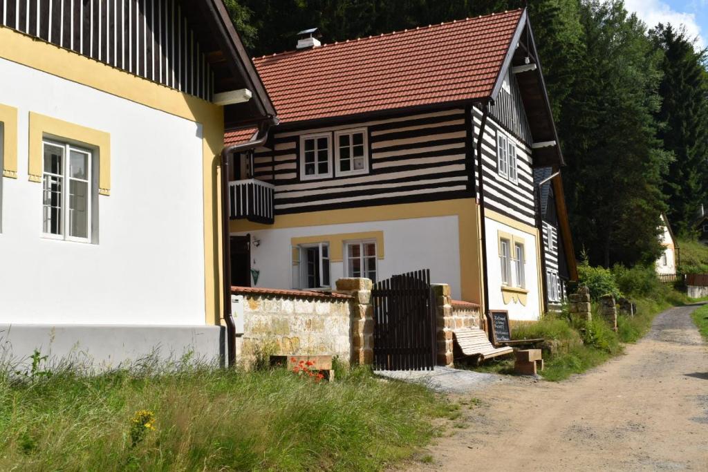 Hlucov - Penzion & Restaurace -