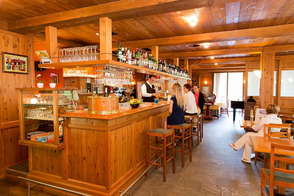 Hotel Ristorante Walser photo 4