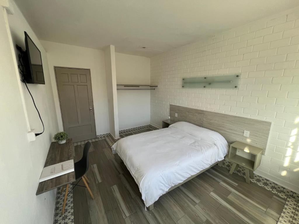 Hotel Insurgentes, San Luis Potosi