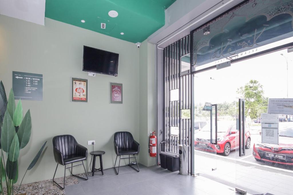 OYO 90399 Green Home Hotel syariah photo 2
