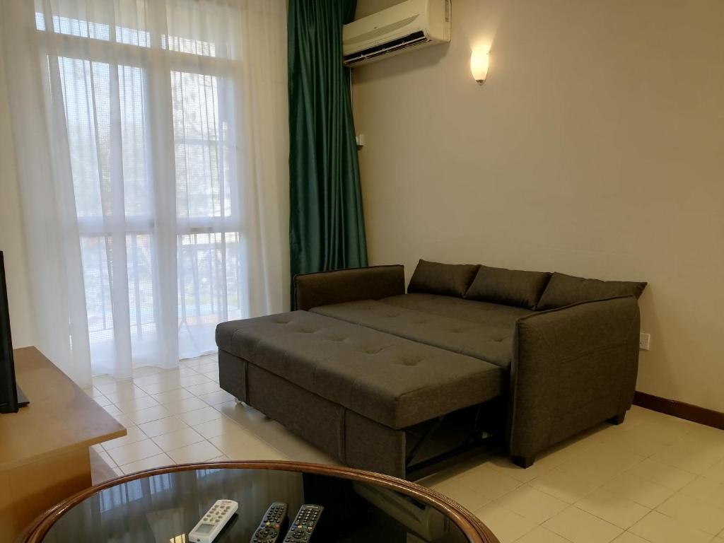 Bayu Emas Apartment by Wellington Resorts photo 3