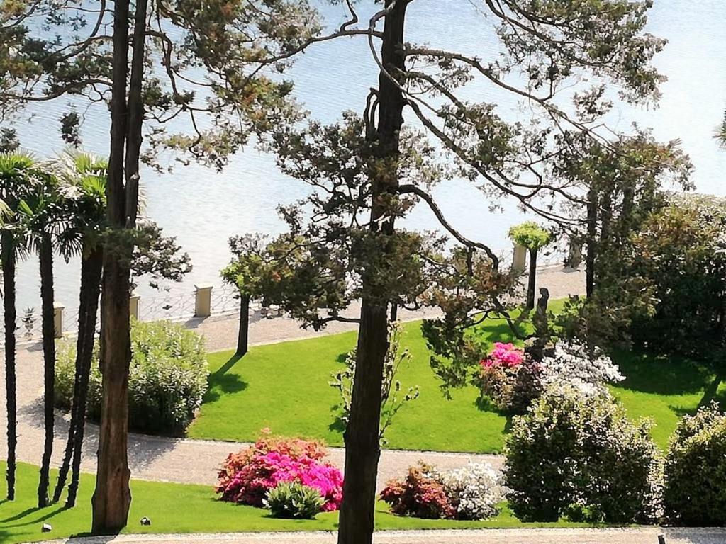 Bellagio Retreat lake view apartment photo 3