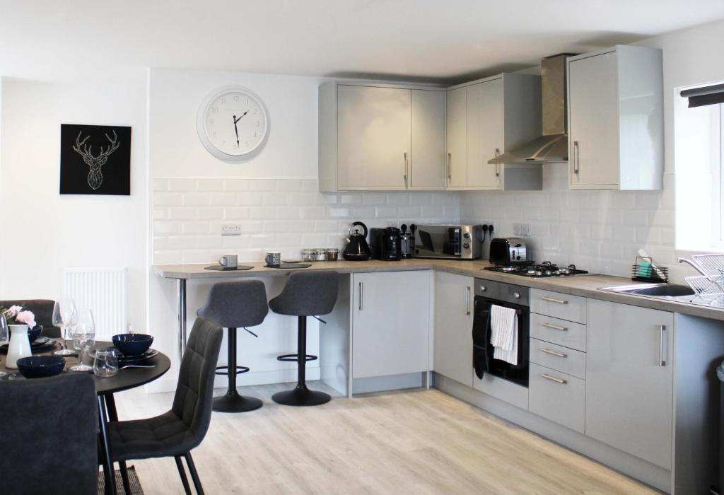 Abingdon - Private Flat with Parking 09