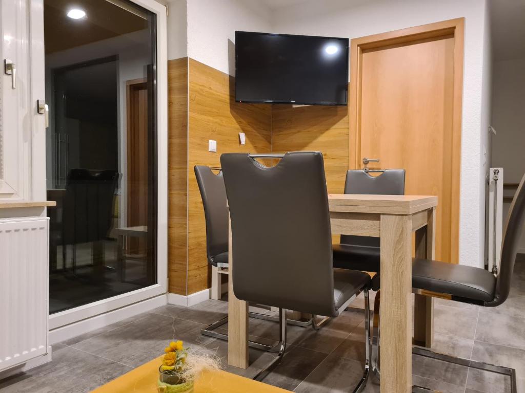 Exklusive moderne 2 Zi. Wohnung in ruhiger Lage photo 2