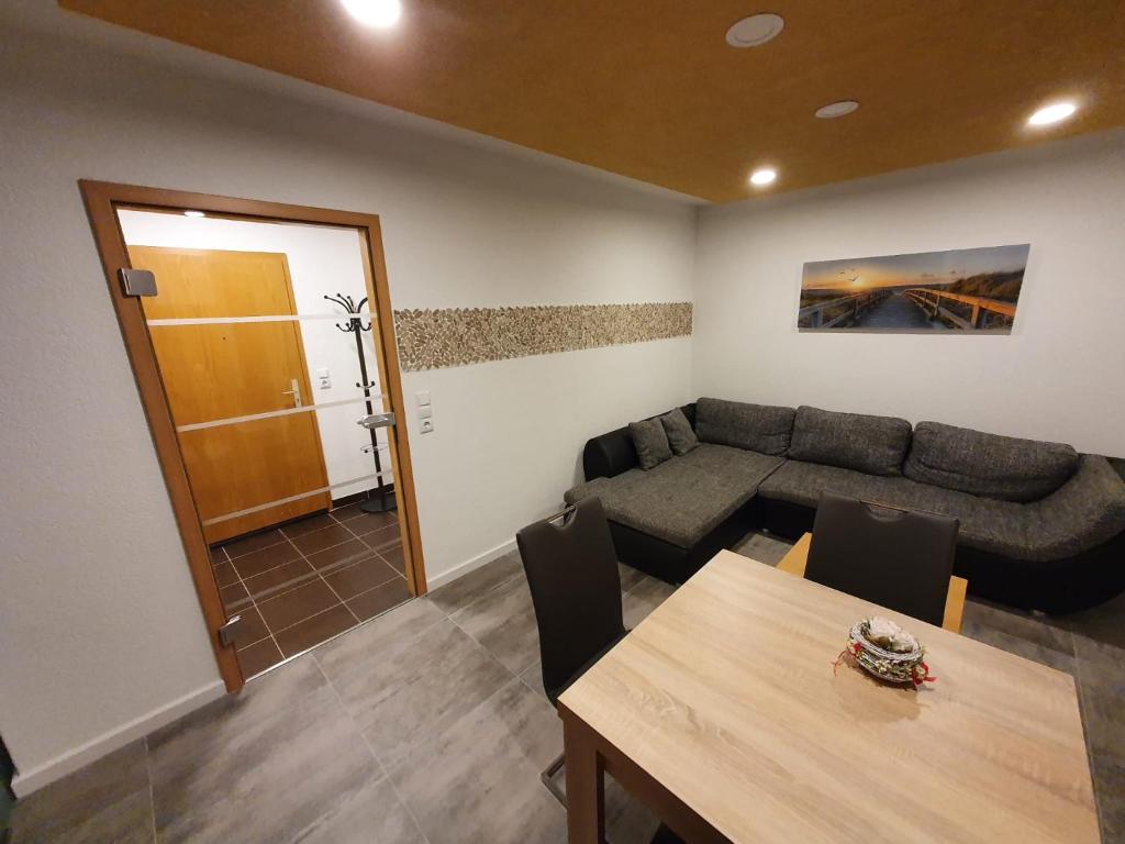 Exklusive moderne 2 Zi. Wohnung in ruhiger Lage photo 4