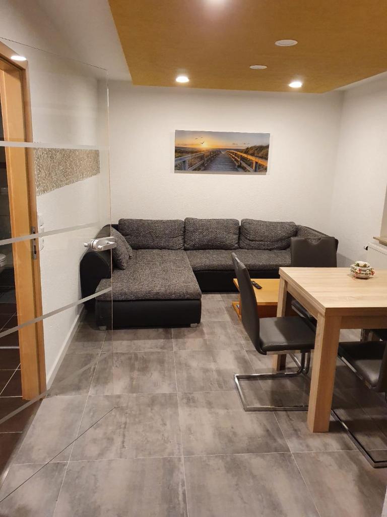 Exklusive moderne 2 Zi. Wohnung in ruhiger Lage photo 3